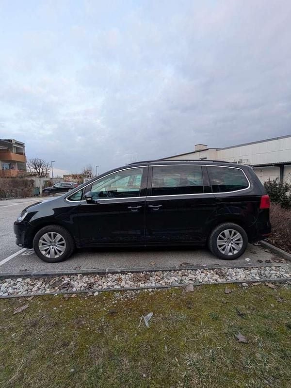 Gebraucht VW Sharan Life 140 PS (102 kW) 2013 Van / Kleinbus
