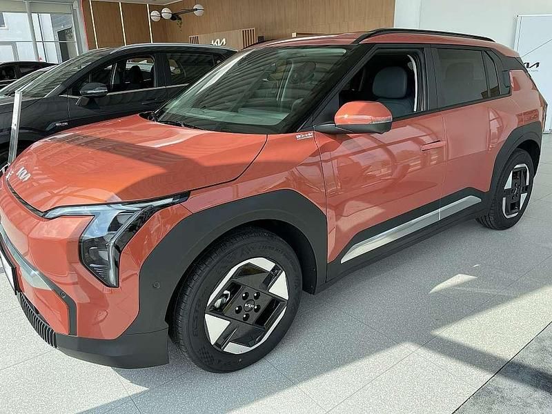 Neu Kia EV3 Plus 150 kW (204 PS) 2025 Rot SUV