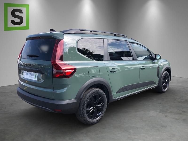 Neu Dacia Jogger Extreme 93 PS (68 kW) 2025 Grün Van / Kleinbus