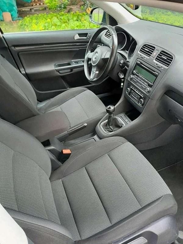 Schwarz Gebraucht 2011 VW Golf VI Kombi | € 4.000 (Superpreis) - Bild 1/4