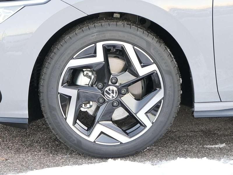 Gebraucht VW Golf VIII R-line 116 PS (85 kW) 2025 Grau Limousine