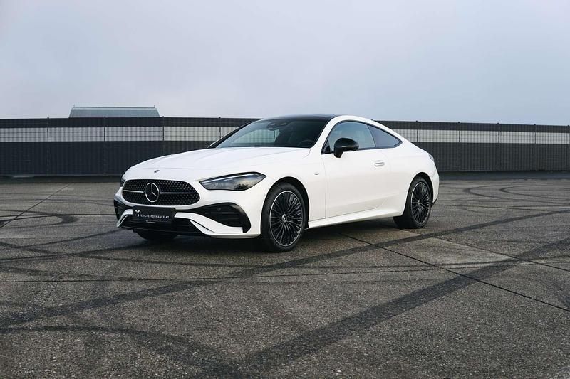 Gebraucht Mercedes CLE300 313 PS (230 kW) 2024 Weiß Coupé