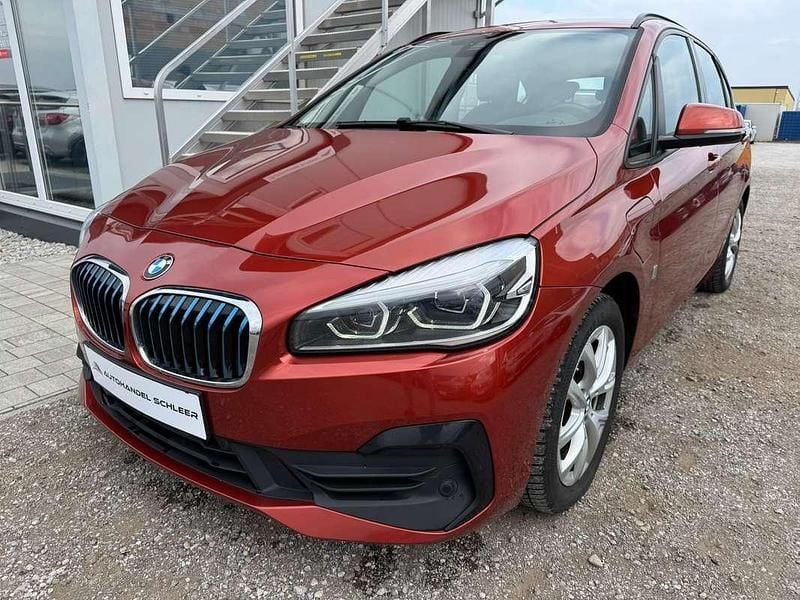 Orange Gebraucht 2018 BMW 225 Kombi | € 13.490 - Bild 1/4