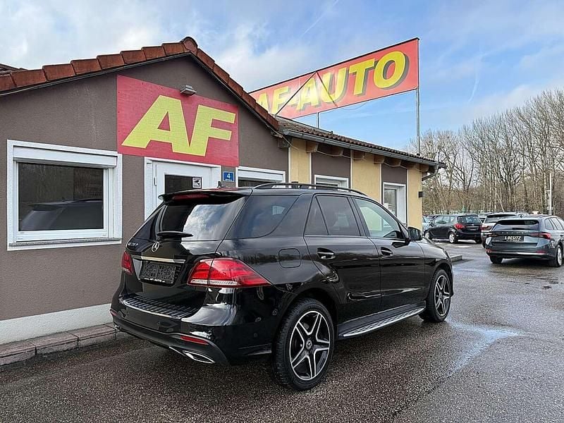 Gebraucht Mercedes GLE250 AMG 204 PS (150 kW) 2018 Schwarz SUV