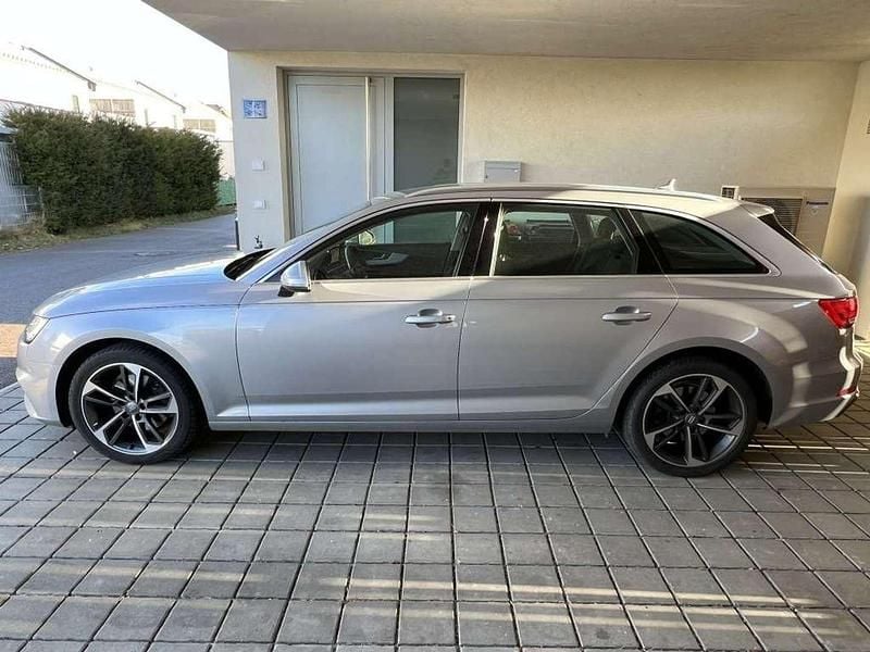 Gebraucht Audi A4 Sport 150 PS (110 kW) 2018 Silber Van
