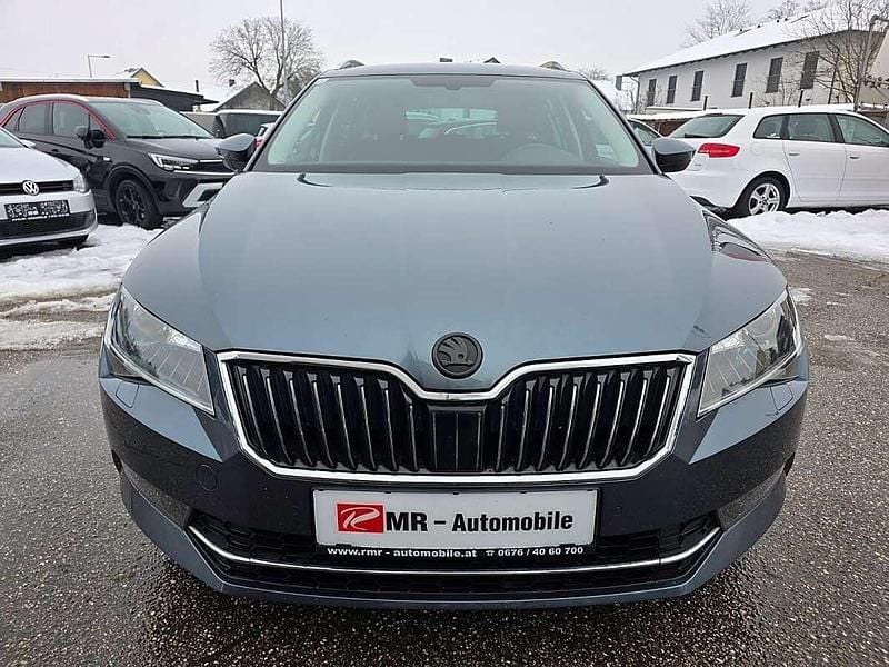 Gebraucht Skoda Superb Ambition 120 PS (88 kW) 2018 Grau Kombi