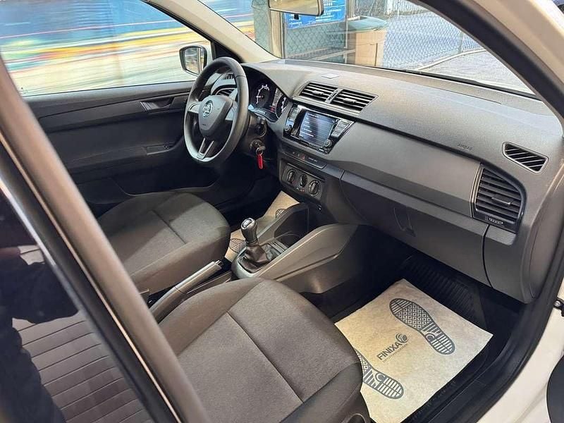 Gebraucht Skoda Fabia Active 60 PS (44 kW) 2020 Weiß Kleinwagen