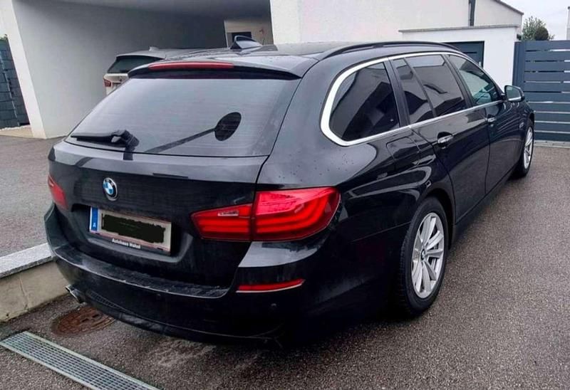Gebraucht BMW 520 190 PS (139 kW) 2016 Schwarz Kombi