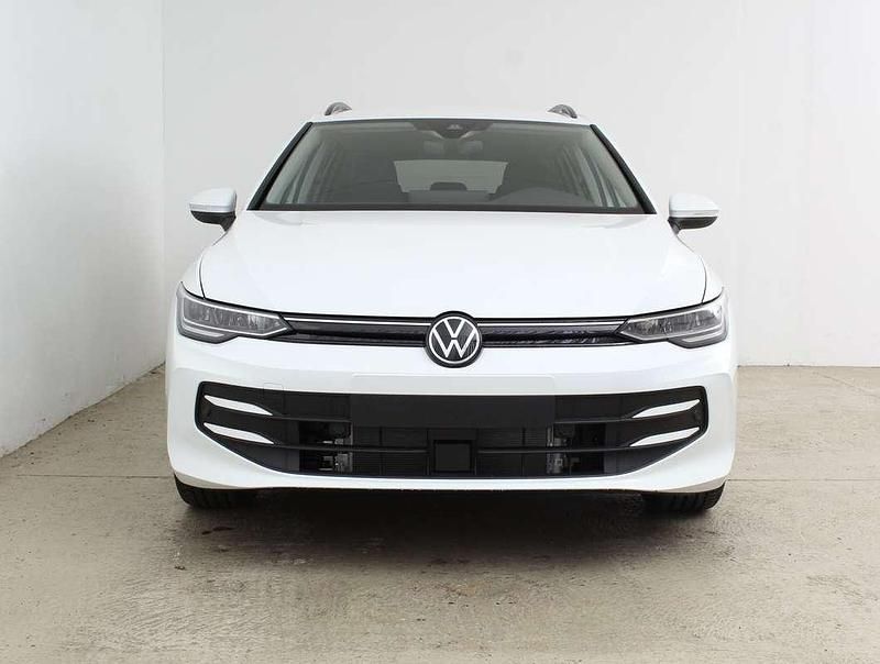 Gebraucht VW Golf VIII Life 116 PS (85 kW) 2024 Weiß Kombi