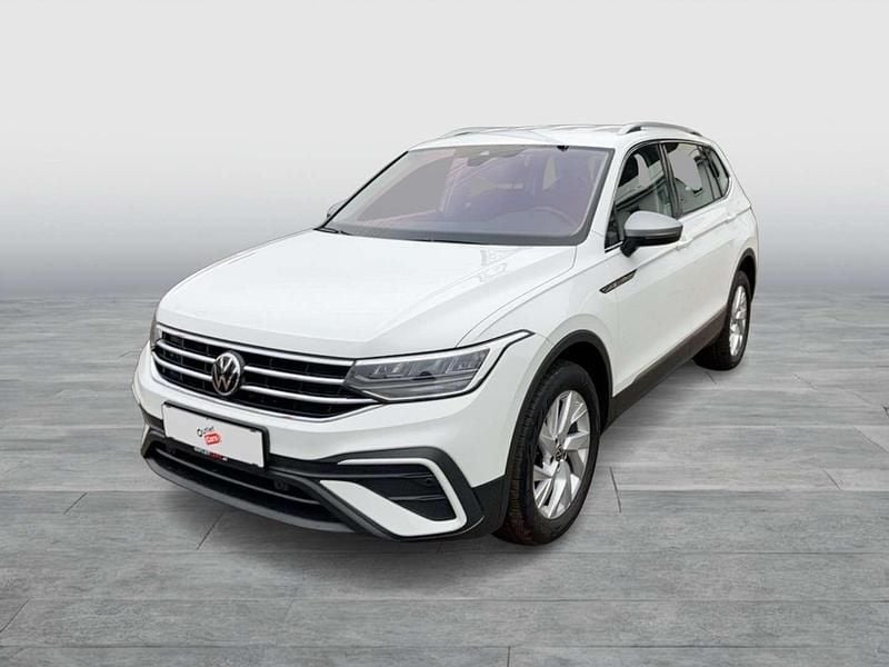 Gebraucht VW Tiguan Allspace Life 150 PS (110 kW) 2022 Weiß SUV