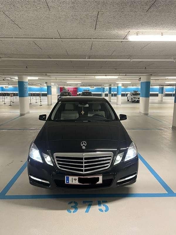 Gebraucht 2011 Mercedes E220 Avantgarde Limousine | € 13.000 (Guter Preis) - Bild 1/4
