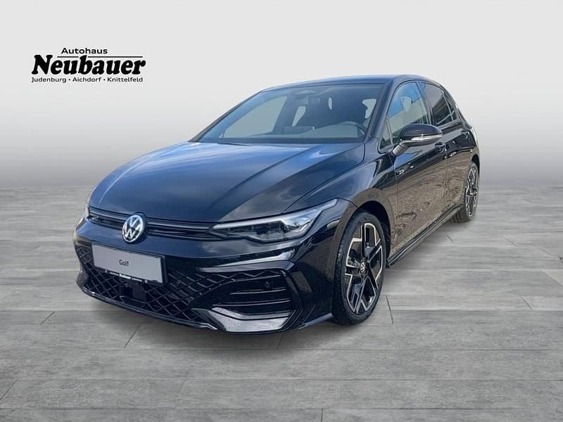 Neu VW Golf VIII Sport 115 PS (84 kW) 2026 Schwarz  metallic