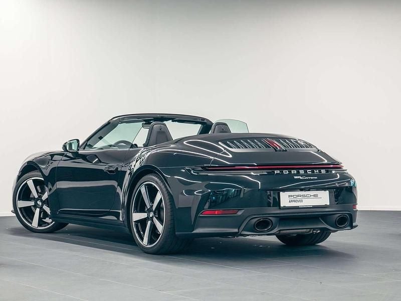 Gebraucht Porsche 911 Carrera Cabriolet 394 PS (289 kW) 2025 Schwarz Cabrio
