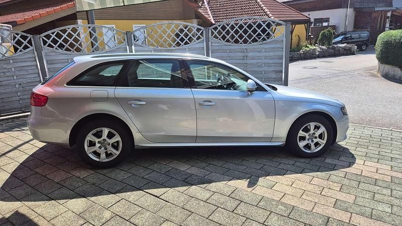 Silber Gebraucht 2008 Audi A4 Kombi | € 5.000 (Fairer Preis) - Bild 1/4