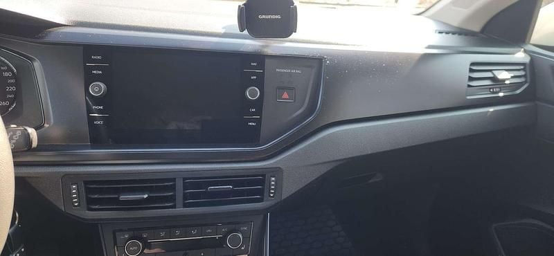 Gebraucht VW Polo 80 PS (58 kW) 2021 Weiß Kleinwagen