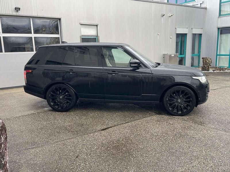 Gebraucht Land Rover Range Rover Autobiography 258 PS (189 kW) 2017 Schwarz SUV