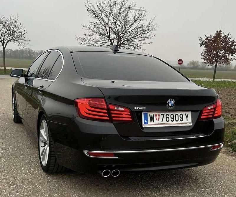 Gebraucht BMW 530 258 PS (189 kW) 2014 Limousine