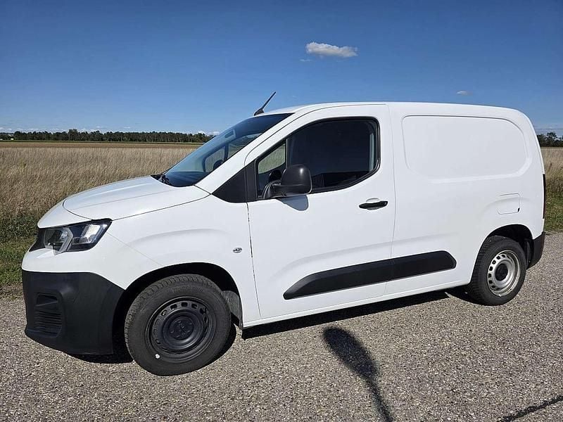 Gebraucht Peugeot Partner S 76 PS (55 kW) 2021 Weiß Van / Kleinbus