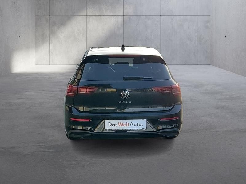 Neu VW Golf VIII 115 PS (84 kW) 2026 Schwarz  metallic