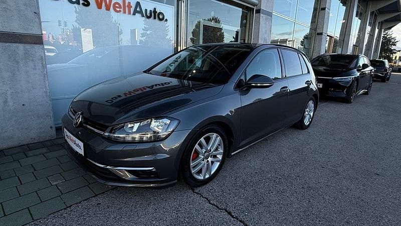 Dunkelgrau metallic Gebraucht 2017 VW Golf VII | € 16.900 (Fairer Preis) - Bild 1/4