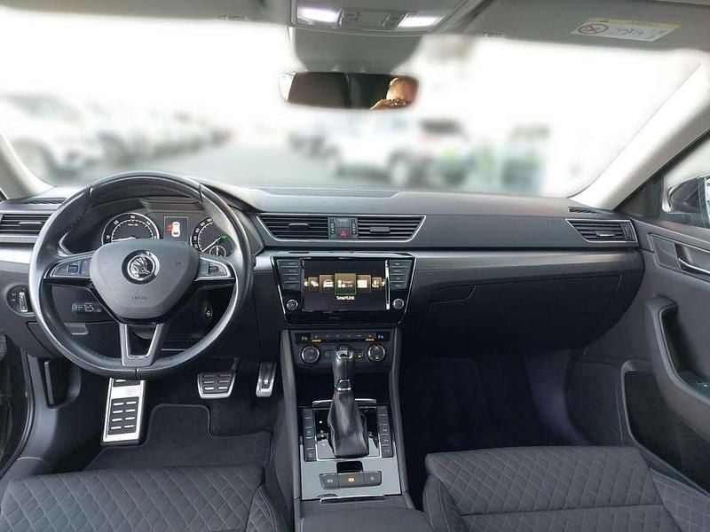 Gebraucht Skoda Superb Style 190 PS (139 kW) 2017 Schwarz Kombi