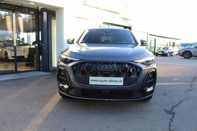 Neu Audi Q5 Ambiente 204 PS (150 kW) 2025 Grau SUV