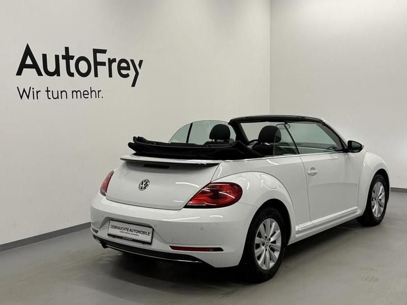 Gebraucht VW Beetle 105 PS (77 kW) 2018 Weiß Cabrio