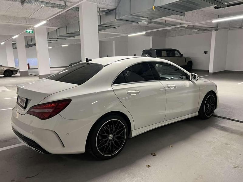 Gebraucht Mercedes CLA180 122 PS (89 kW) 2017 Weiß Limousine