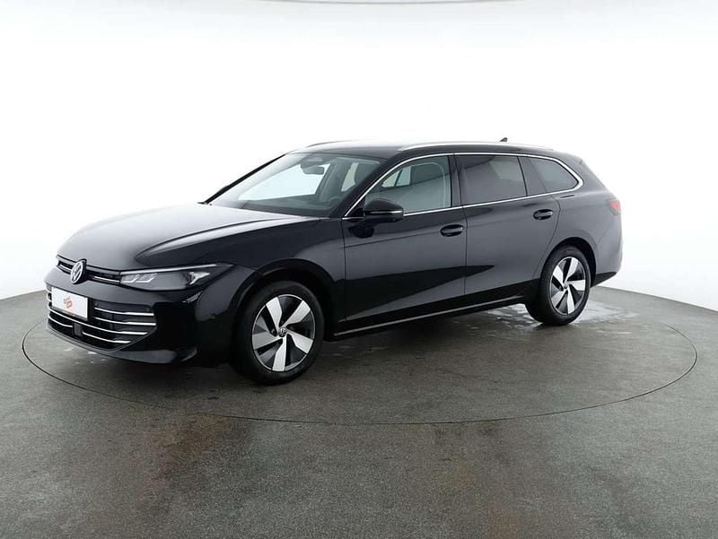 Gebraucht VW Passat Business 122 PS (89 kW) 2024 Schwarz Kombi