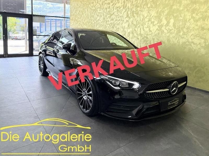 Schwarz Gebraucht 2019 Mercedes CLA200 AMG line Coupé | € 31.490 (Fairer Preis) - Bild 1/4