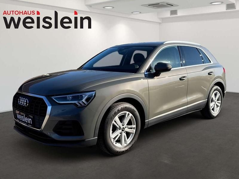 Grau Gebraucht 2022 Audi Q3 Advanced SUV | € 31.700 (Guter Preis) - Bild 1/4