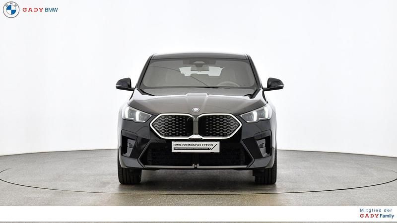 Gebraucht BMW iX2 Shadowline 150 kW (204 PS) 2025 Schwarz SUV