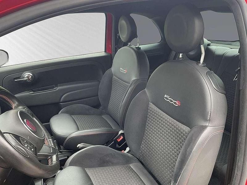 Gebraucht Fiat 500 Lounge 86 PS (63 kW) 2013 Rot Limousine