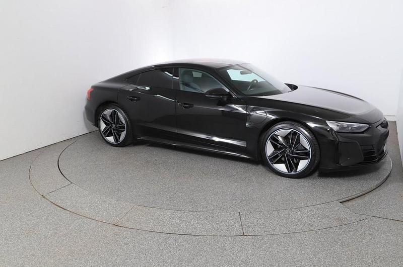 Gebraucht Audi e-tron GT quattro 139 kW (190 PS) 2022 Schwarz  metallic Limousine