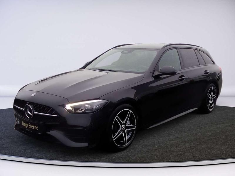 Gebraucht Mercedes C180 AMG line 170 PS (125 kW) 2024 Schwarz Kombi