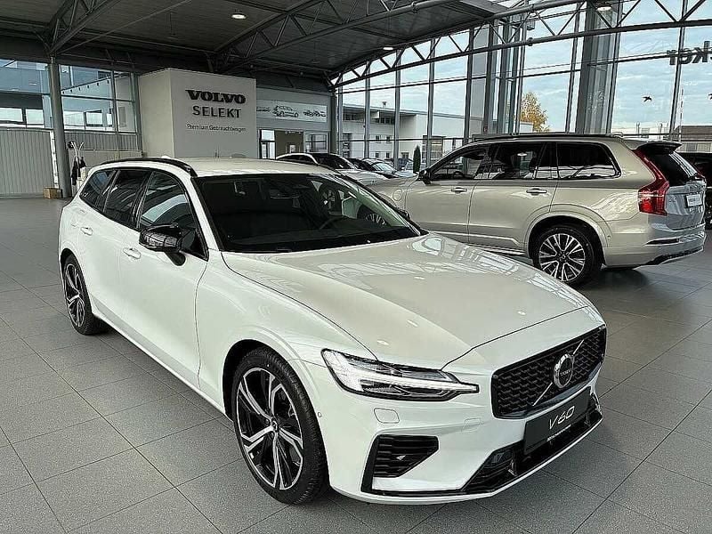 Weiß Gebraucht 2025 Volvo V60 Kombi | € 54.900 - Bild 1/4