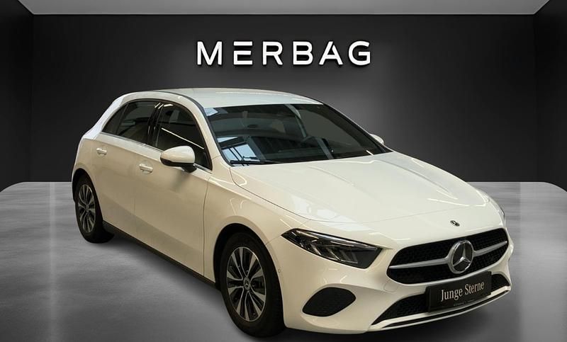 Gebraucht Mercedes A180 Edition 116 PS (85 kW) 2025 Polarweiß Limousine