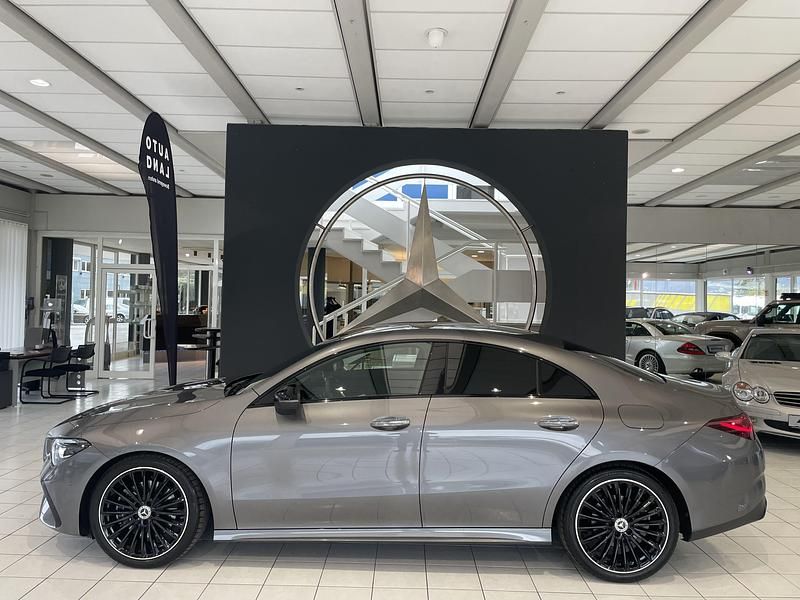 Gebraucht Mercedes CLA200 AMG line 177 PS (130 kW) 2023 Grau Coupé