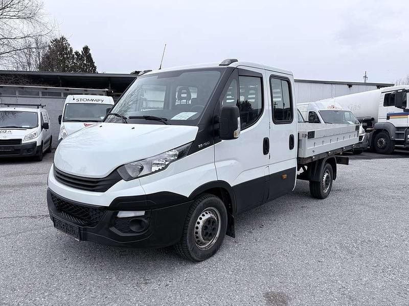 Gebraucht Iveco Daily 155 PS (114 kW) 2017 Weiß Limousine
