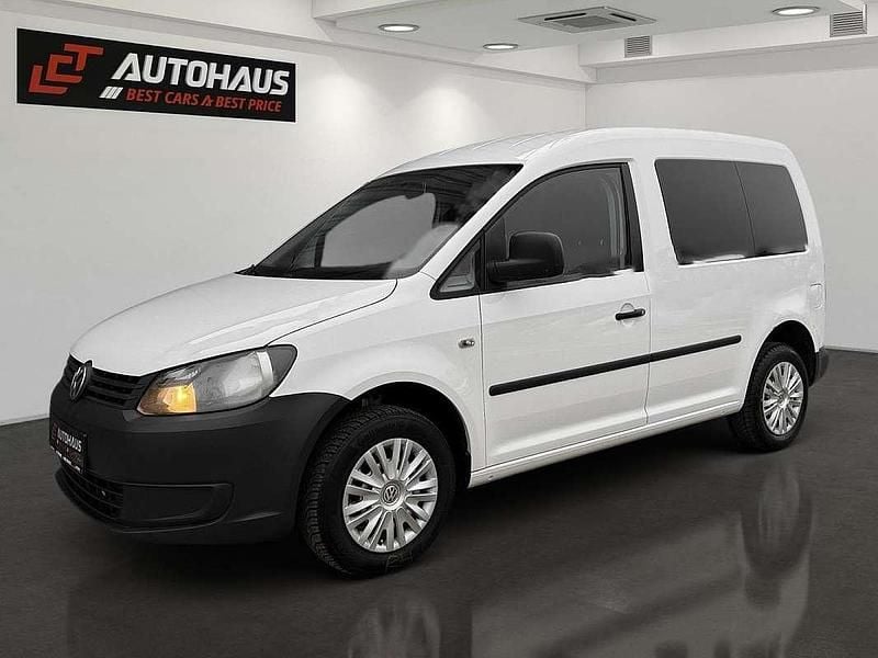 Weiß Gebraucht 2013 VW Caddy Startline Van / Kleinbus | € 8.440 (Etwas zu teuer) - Bild 1/4