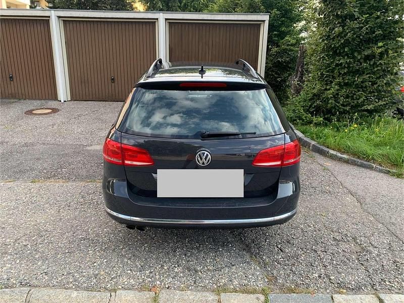 Gebraucht VW Passat 136 PS (100 kW) 2014 Limousine