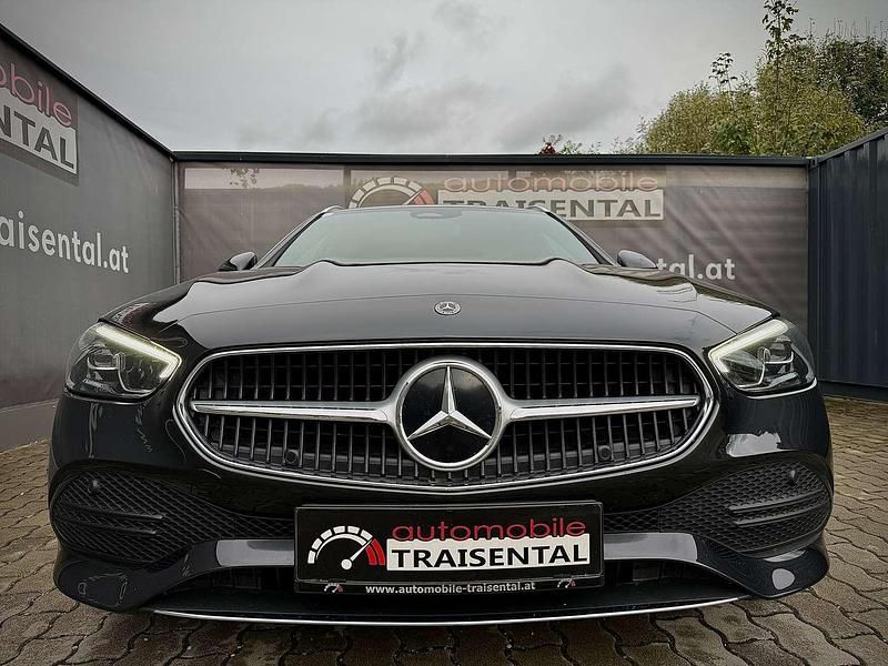 Gebraucht Mercedes C220 200 PS (147 kW) 2022 Grau Kombi