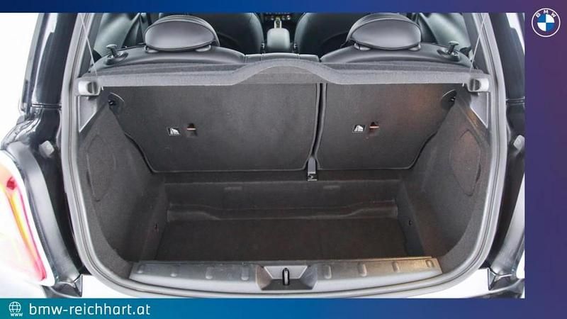 Gebraucht Mini Cooper SE 135 kW (184 PS) 2022 Midnight black ii Kleinwagen