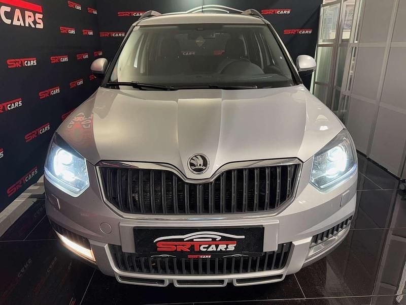 Gebraucht Skoda Yeti 110 PS (80 kW) 2015 Silber SUV
