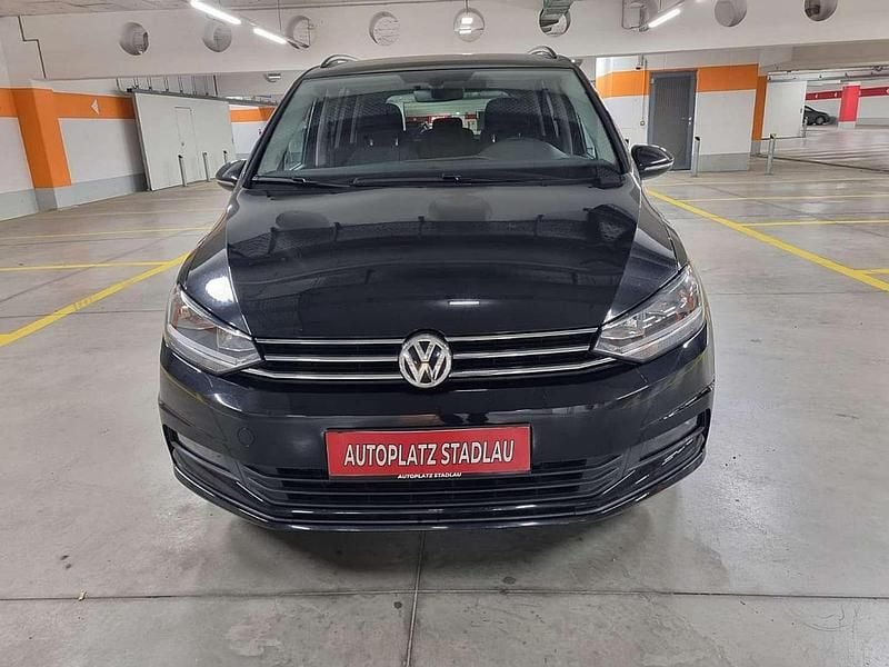 Gebraucht VW Touran Comfortline 116 PS (85 kW) 2020 Schwarz Van / Kleinbus