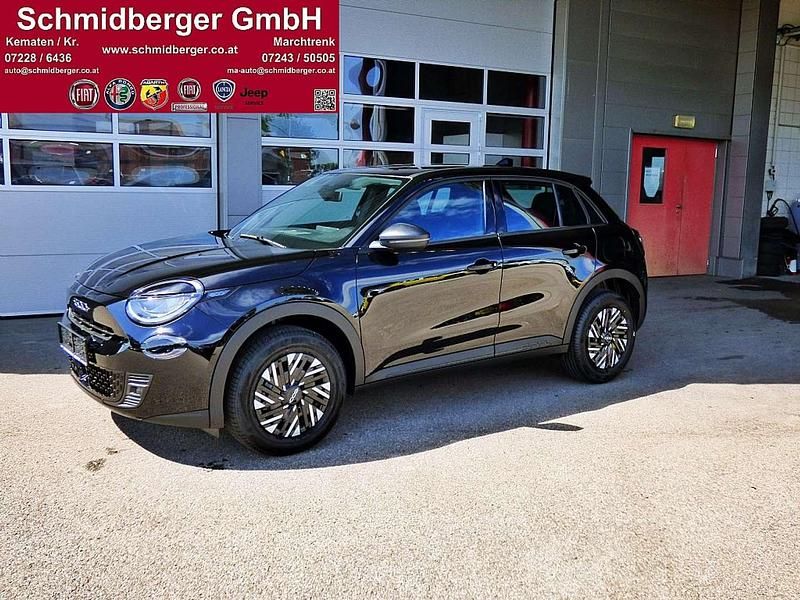 Schwarz Neu 2025 Fiat 600 SUV | € 20.990 (Superpreis) - Bild 1/4