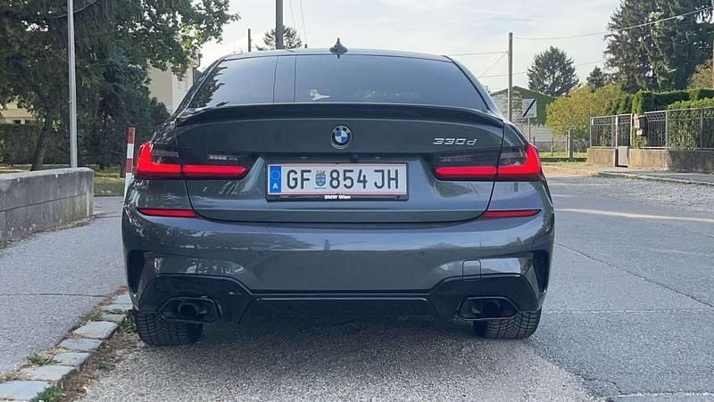 Gebraucht BMW 330 Sport Line 265 PS (194 kW) 2019 Limousine