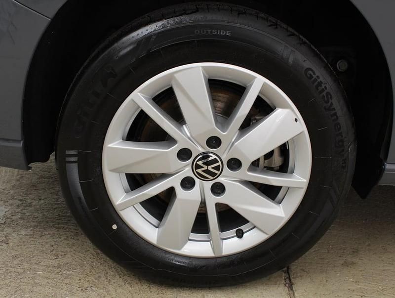 Neu VW Caddy Life 150 PS (110 kW) 2025 Mittelgrau  normal Van / Kleinbus