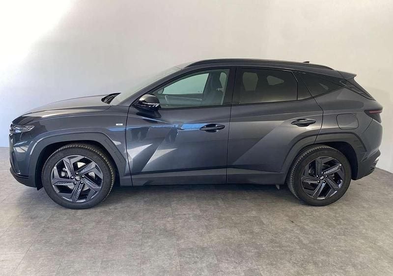 Gebraucht Hyundai Tucson Trend 136 PS (100 kW) 2024 Dark knight / mic SUV