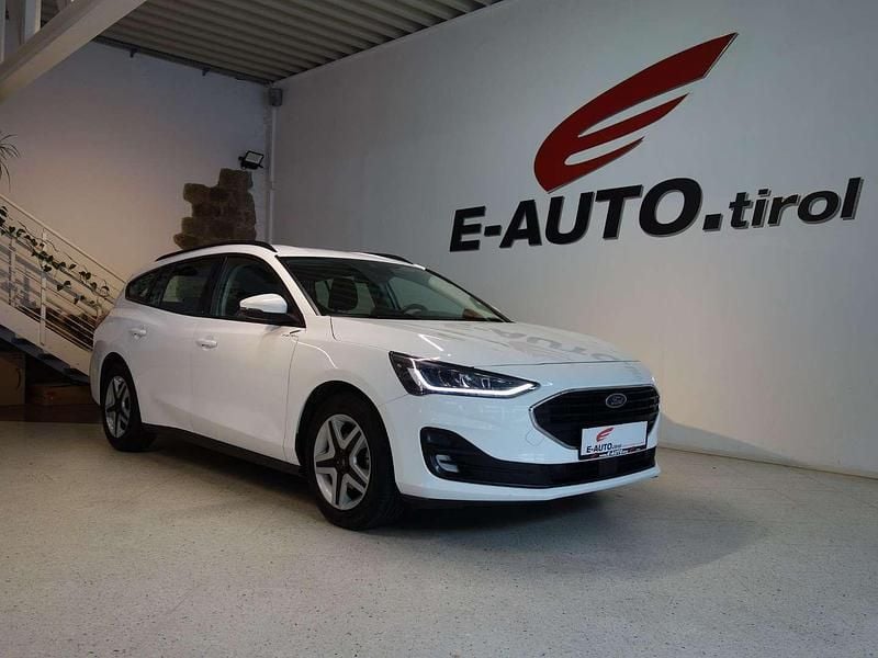 Gebraucht Ford Focus 101 PS (74 kW) 2022 Weiß Kombi